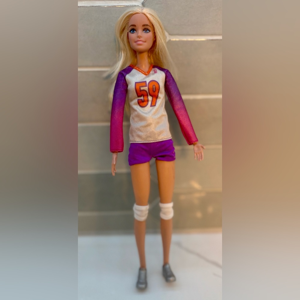 Barbie Made to Move Career Volleyball Doll